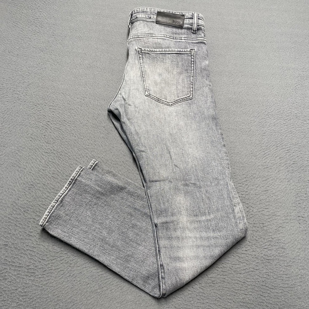 Hugo Boss Jeans Mens 32x32 Gray Slim Straight Denim Light Wash Stretch Candiani